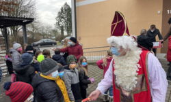 Der Nikolaus besucht die GS Oberpöring und MS Wallerfing